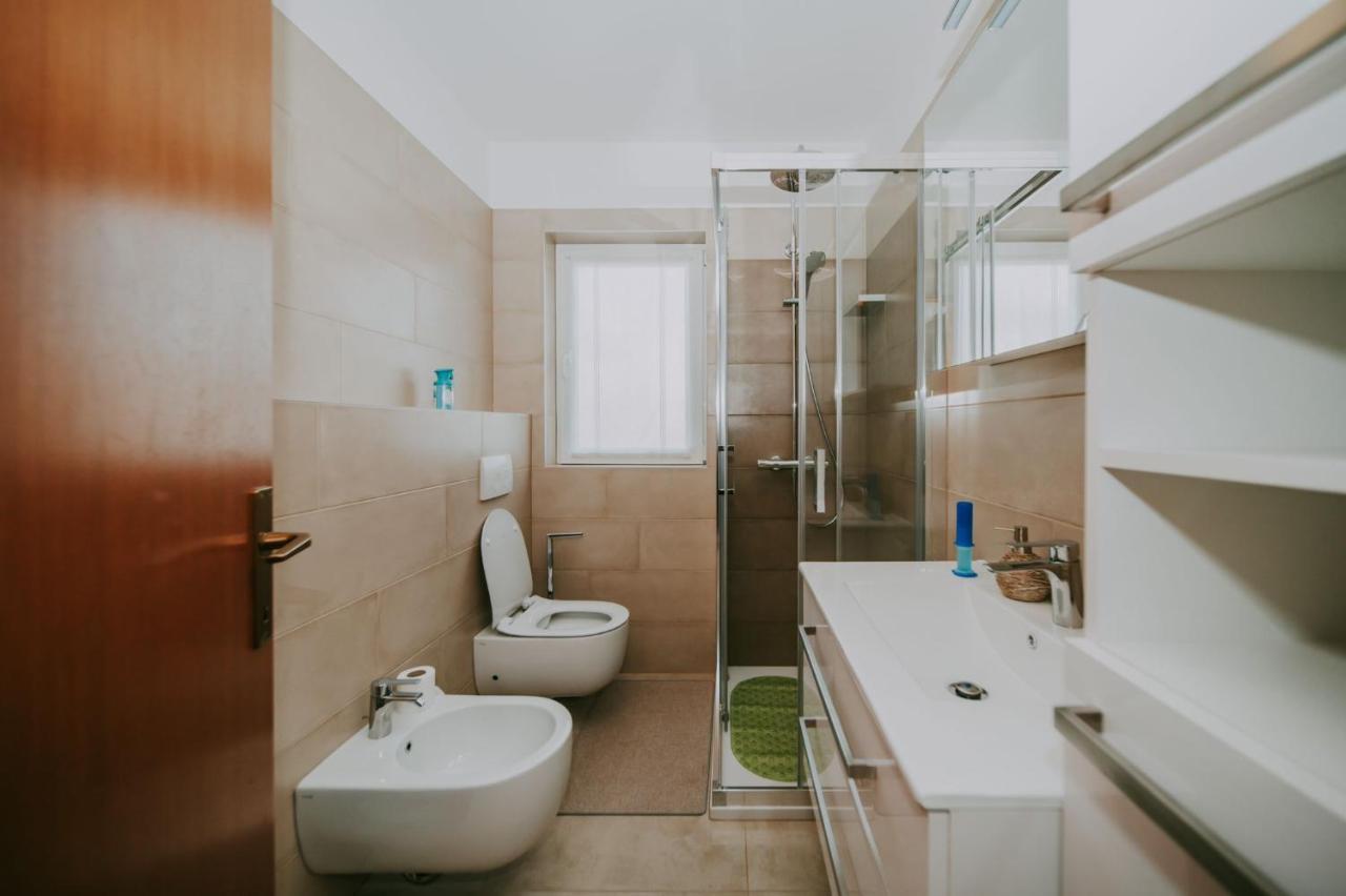 Apartman Hola Новиград Экстерьер фото